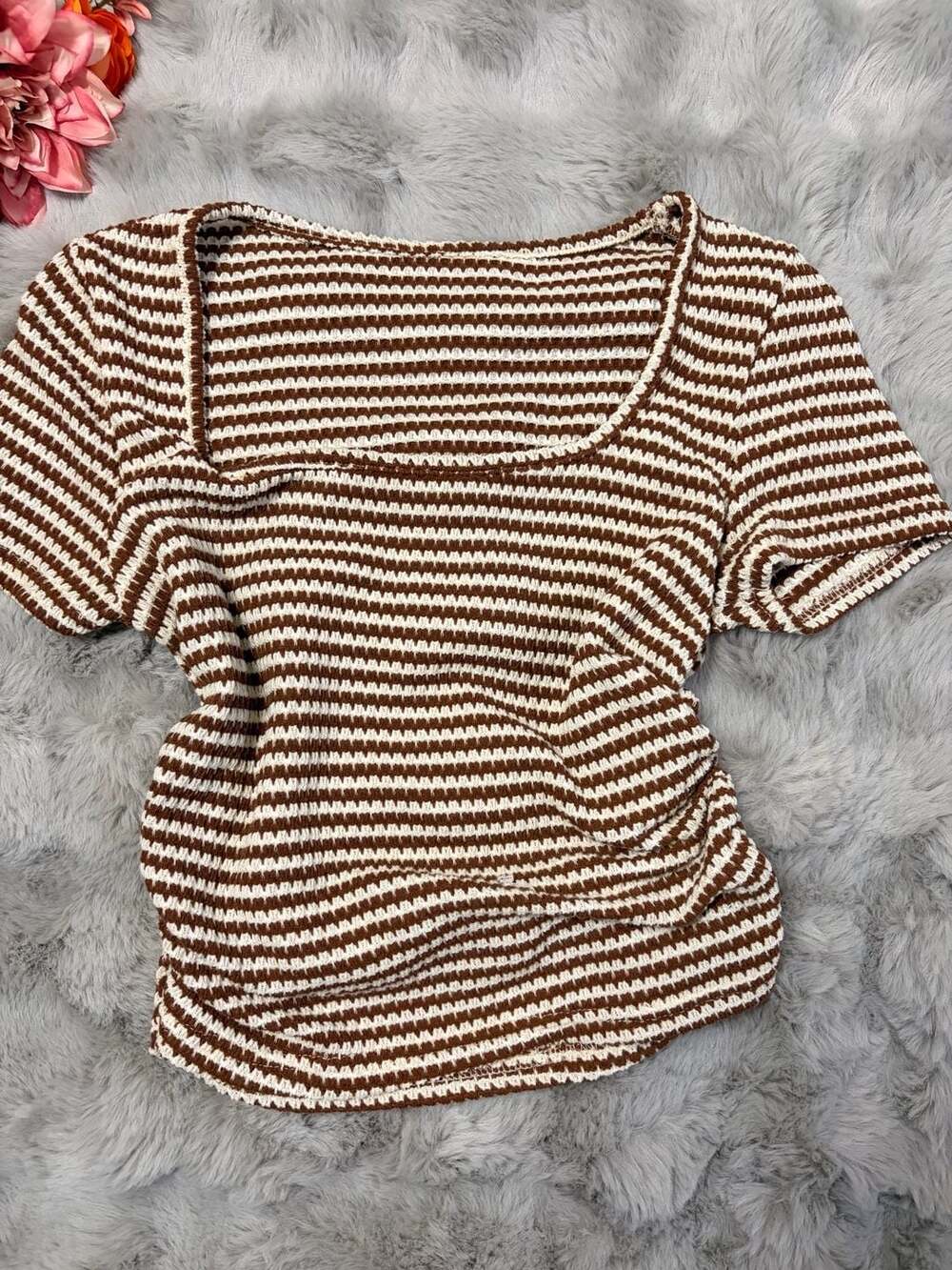 SHEIN Knit Square Neck Short Sleeve Ruched Crop Top
